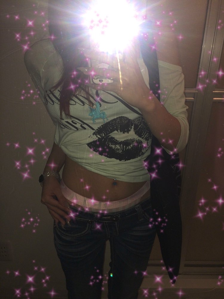 amwbspx's tweet photo. ootd✩ https://t.co/0rTxoJtolz