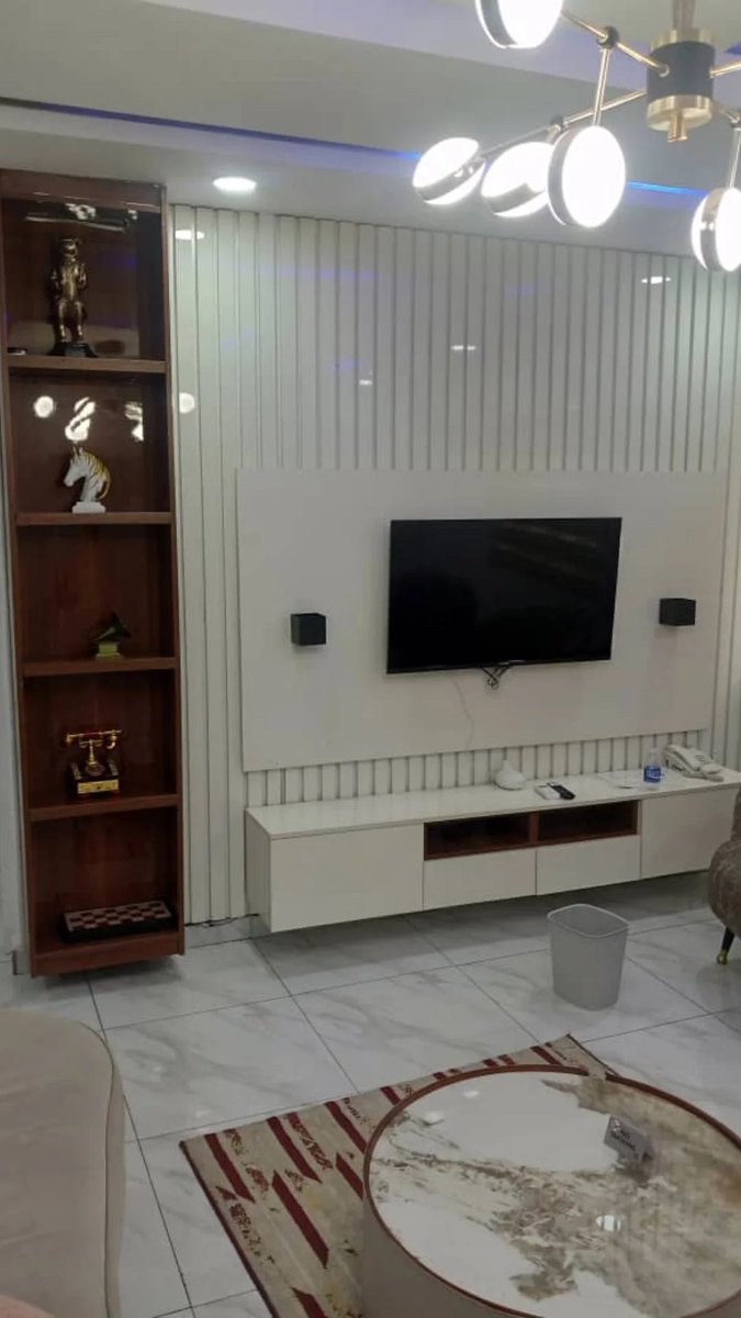 Olota48's tweet photo. Help repost my hustle 🙏🏿  #olotainteriorfurniture your furniture 🔌 🔌 https://t.co/1DFTqSvKtb