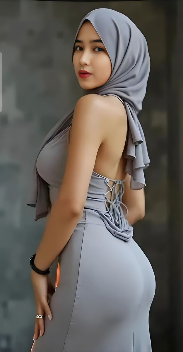 HandaFadilla's tweet photo. Hi you 💋

#HotGrey 
#HijabIndo 
#HotHijab
#Sexy
#Jilbab https://t.co/mZcsMJ8K5K