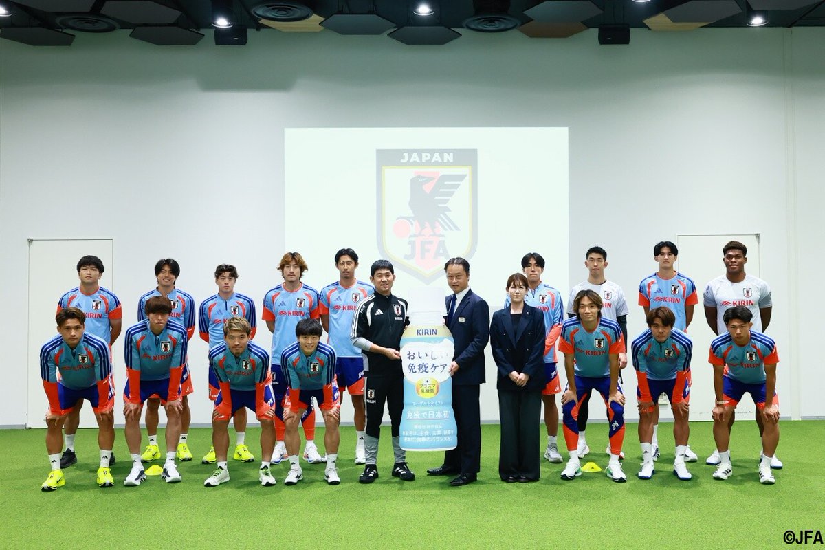 gekisaka's tweet photo. 第3次森保J合宿初日に16人が合流! 初招集MF松木玖生ら、台風の影響で室内調整

https://t.co/mdRY6y3n6d

#サッカー日本代表 #daihyo #アジアカップ #AsianCup #ゲキサカ https://t.co/Z1lu4V3bSZ