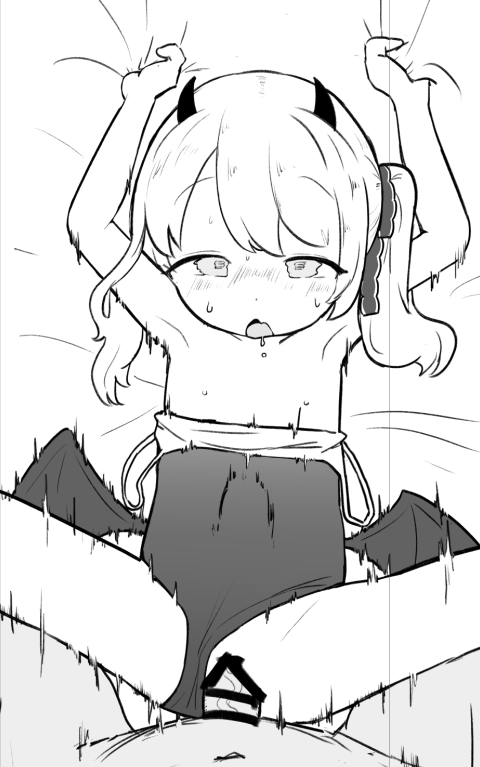 ug16eeeu's tweet photo. 描いてる https://t.co/SX6kS0HO5T
