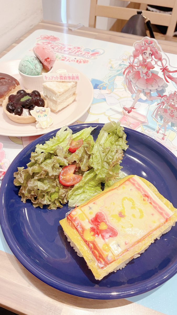 m2kur8agh28's tweet photo. タワレコカフェ行ってきました〜💕

ごはんさすがに可愛くて幸🥹💕
たんぷりのみんなの好きな食べ物を載せたプレートさすがに美味しすぎたよ〜🫶

お友達がメエメエのご飯頼んでたので悟くんと写真を撮らせてもらいました🥰
さすがにみんな可愛すぎて幸せ空間だったよ〜,,>᎑<,, https://t.co/X16EHSchCV