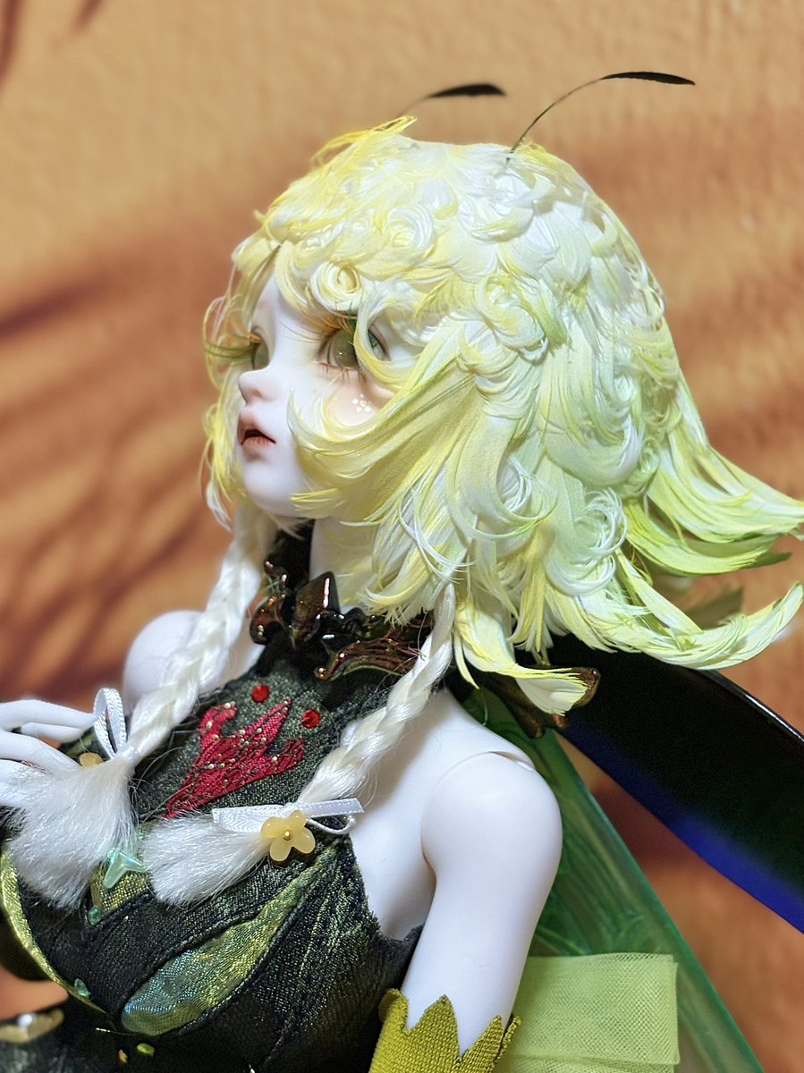doll_nui_s2's tweet photo. 初めての羽毛ウィッグすごい…！✨
めちゃくちゃ繊細や…！🪽✨
#xagadoll https://t.co/gP145V2uo3