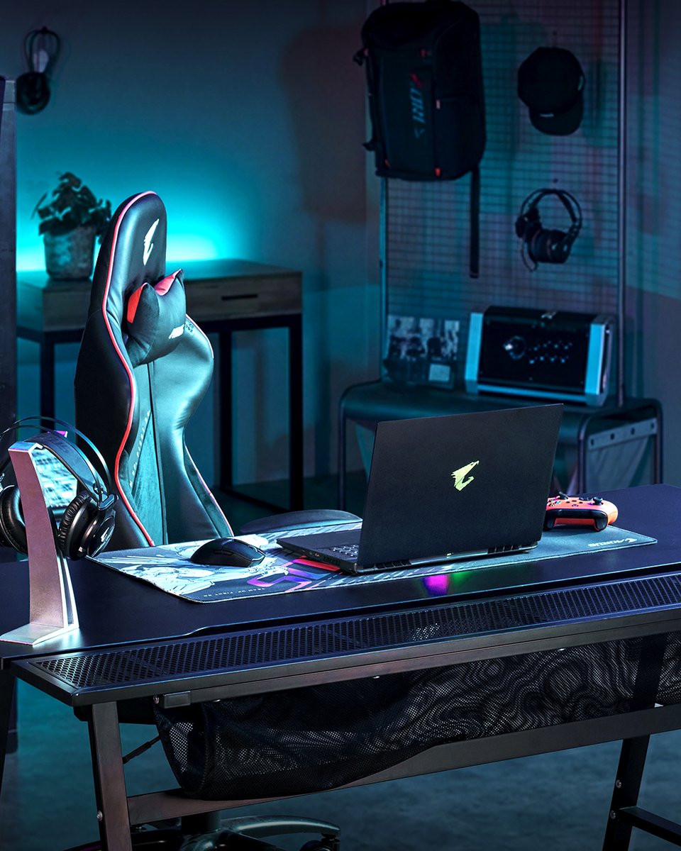 GIGABYTE_DE's tweet photo. GIGABYTE AORUS INFINITY AERO ELITE GiMATE AI TOP GAMING POWER 😎

GIGABYTE 👀 AORUS MASTER 16 Gen 2

Dank an 💘🛠📸🎥💻Cr: @ aorus.nordic

#GIGABYTE #AORUS #custompc #pcgaming #setupwars #gaminglife #AORUSINFINITY https://t.co/EZa6UYJuwD