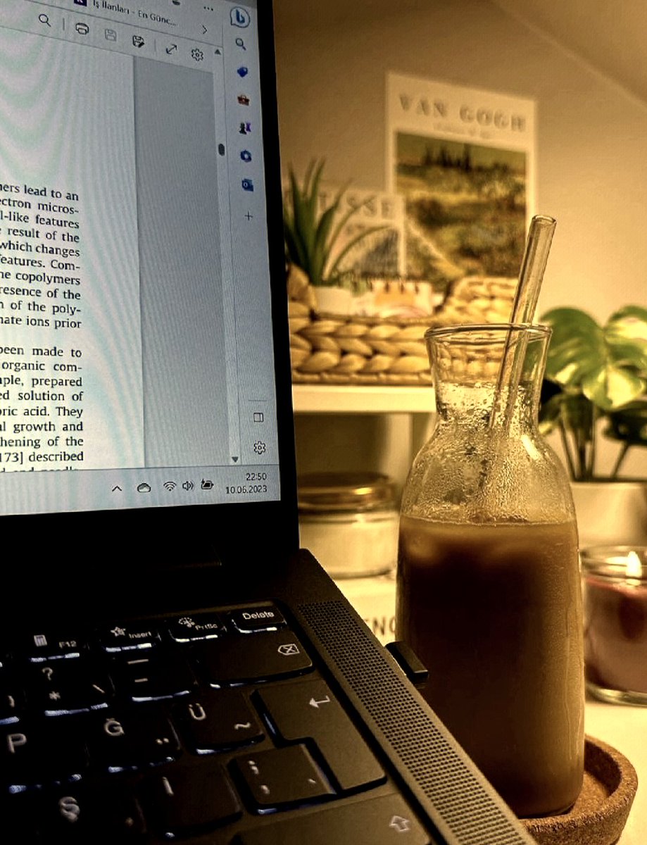 SabraDoverjb's tweet photo. Just hit "send" on my final thesis draft—all-nighter payoff! , https://t.co/6GwR85h24U