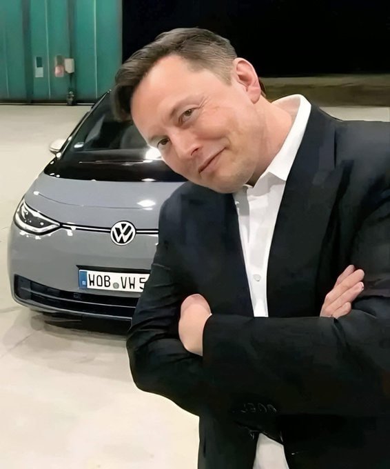0ivankaTrump1's tweet photo. 🚨Be Honest!

if you still stand with Elon Musk 100% , just drop a "Yes." 

Show Elon your loyalty!🇺🇸 https://t.co/te6uxrxnur
