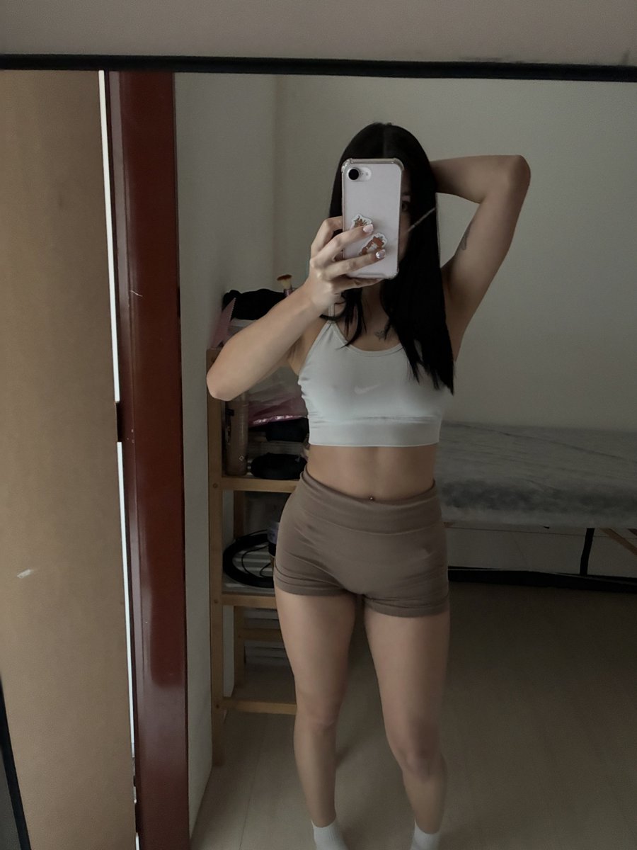 gracepeachiee's tweet photo. total protagonist vibes today ✨🎀 https://t.co/xQyR308ARJ