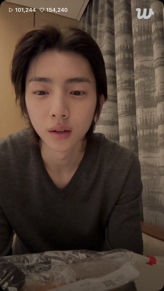 onlyj_ju's tweet photo. 오늘얼굴………….와우…….. https://t.co/xTJGhfZXHU