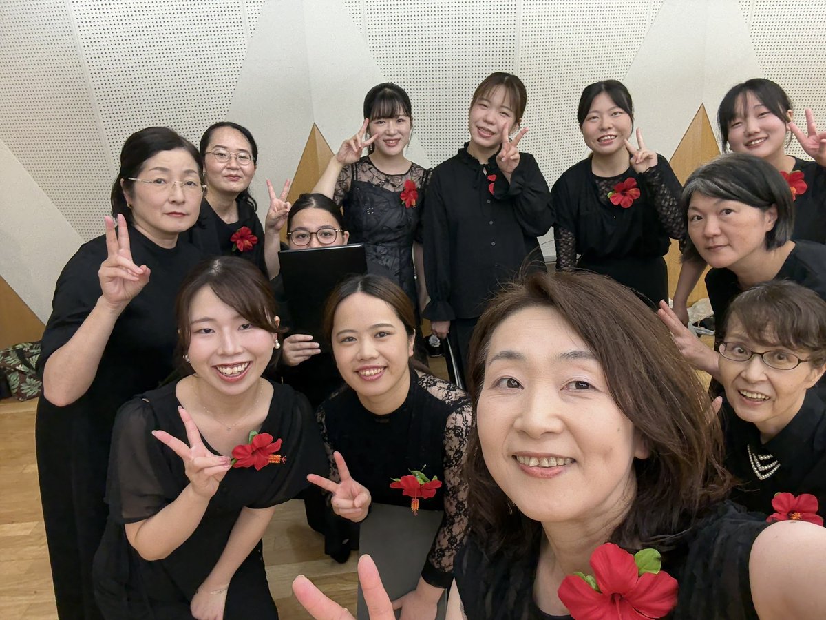 Chor_Chimdondon's tweet photo. 本日はちむどん初のコンクール、東京都合唱コンクールでした🎶
台風接近の中、みなさんお疲れ様でした🕺

次の本番は沖縄でのコロフェスタ🌴🌺✈

楽しむぞ〜〜💃✨ https://t.co/k9zgdO1NnW