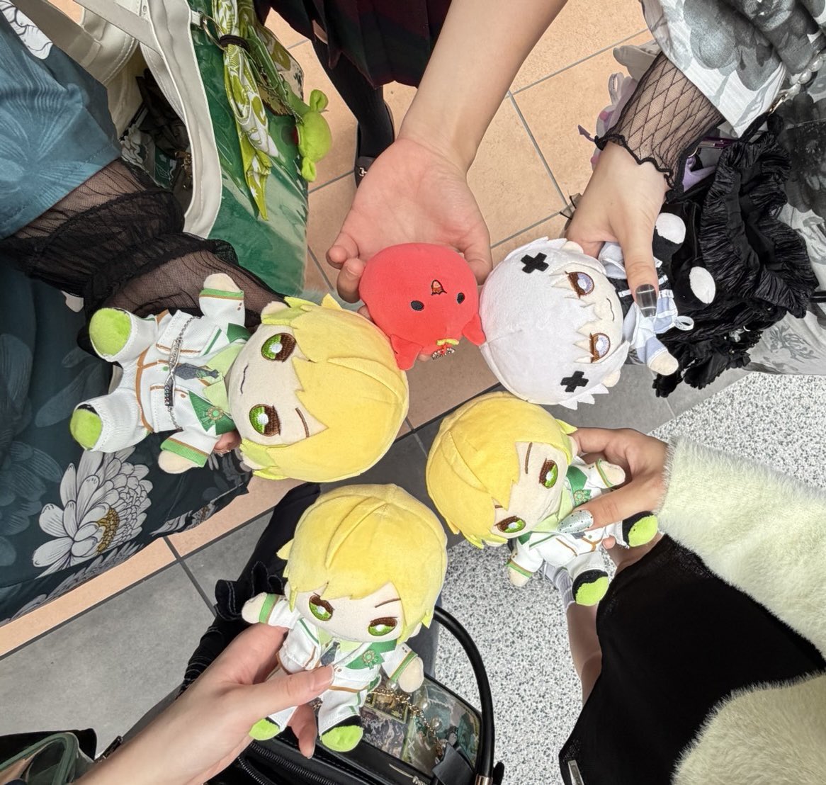 ryu__p_c_0106's tweet photo. STPR文化祭楽しかったჱ̒⸝⸝>𖥦<
ぷりちゃんのリムレス&amp;制服見れて幸せでした🫶🏻️︎💚
優等生でもバチバチにかっこよかったよ(ฅฅ*)....

 #ぷりっつ くんへ
 #ぷりっつさん見て https://t.co/cragqU6iuc
