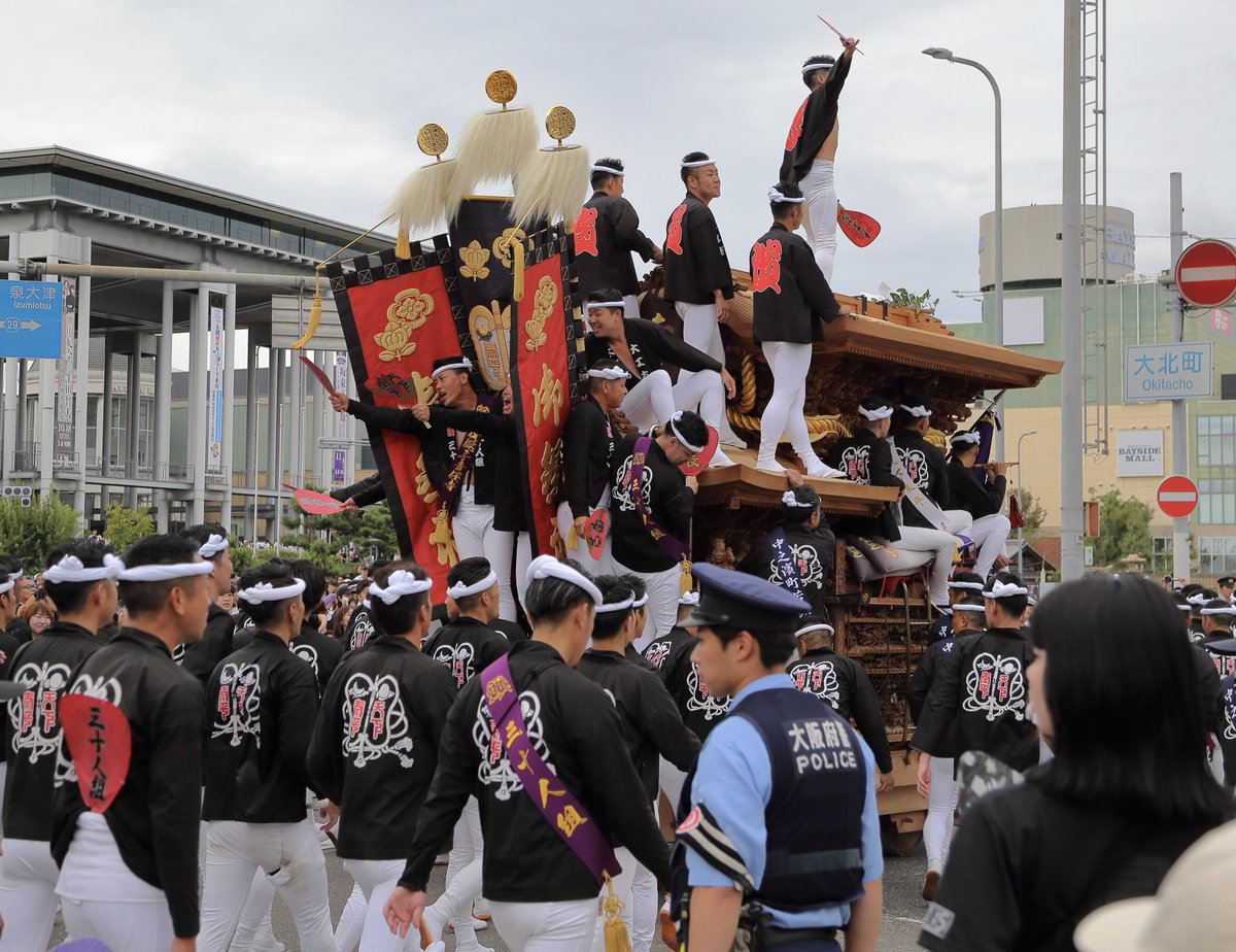 lexus2014's tweet photo. 岸和田だんじり祭り！

#だんじり祭り
#デジタル一眼レフ https://t.co/0mp8mw9sXs