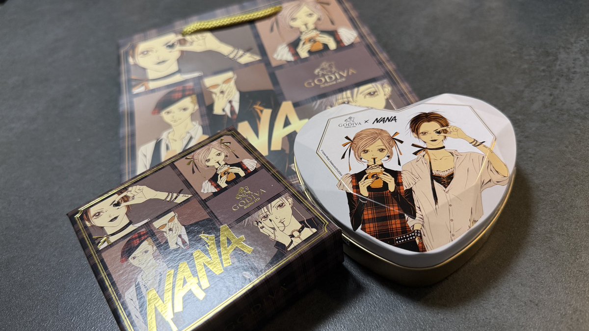monchan1209a's tweet photo. GODIVAとNANAのコラボと聞いて早速買いに行ってきた！

#GODIVA #NANA https://t.co/jfgrfxoFyd