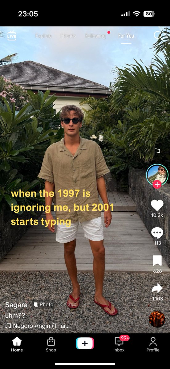 fiplosofi's tweet photo. #russtappen #geoscar one tweet au

when the 1997 is ignoring me, but 2001 starts typing... https://t.co/9W8naiB2Ks