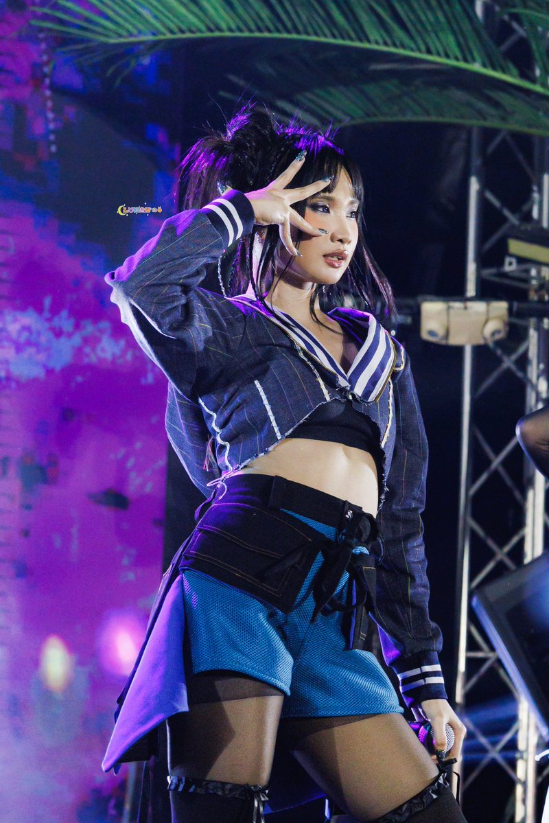 _lunahhh's tweet photo. [091926] SONY ULT LAUNCH (Cove Manila) KAIA Alexa

@KAIA_Members 

KAIA POWERS SONY ULT LAUNCH
#KAIA #KAIAxSonyPH #SonyULTBeyondTheBeat #KAIA_ALEXA https://t.co/2ltbibRa8p
