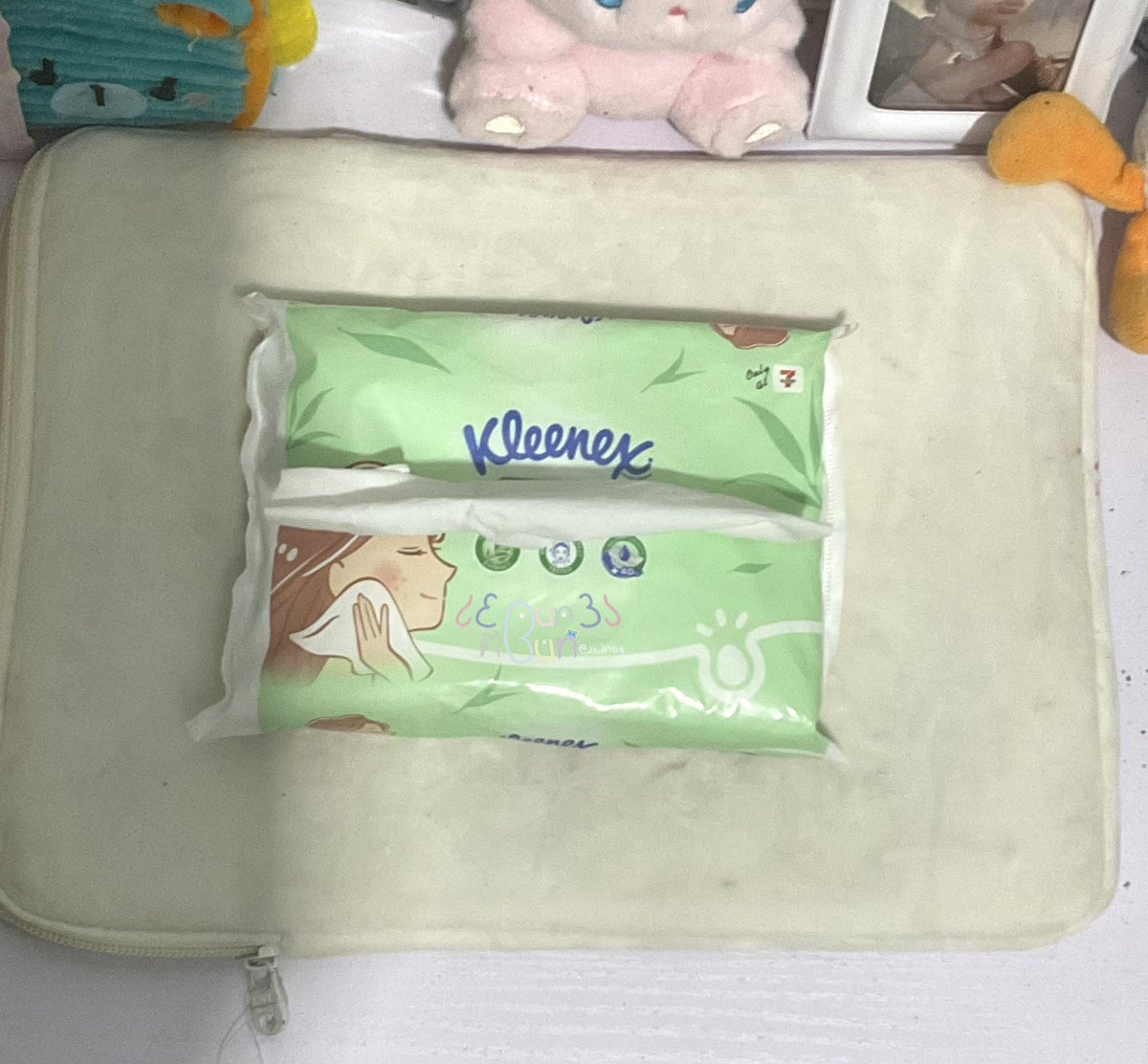 jkjmbg's tweet photo. ทิชชู่เช็ดหน้า เนื้อสัมผัสนุ่มไม่บาดผิว ตัวกระดาษบางแต่ค่อนข้างเหนียวเลยขาดยากมาก โดนน้ำนิดๆก็ยังไม่ขาดใช้เช็ดหน้าหลังล้างหน้าได้เลย ตัวนี้ไม่เป็นขุยด้วย #ป้ายยา #shopeeaffiliate

https://t.co/vF0A3TUUoK https://t.co/K2ljjalQLw