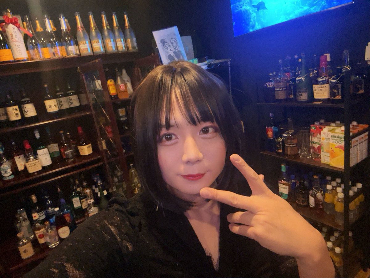 Kuriko48's tweet photo. おきゅいんなう👧
5時まで出勤💁‍♀️
@kuriko_bar https://t.co/3a5MdpKBUO