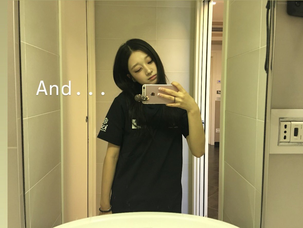 jiajoha's tweet photo. 서브폰에 히퍼단거 완저니트민녀느좋아기 https://t.co/UcNFIYf4fY