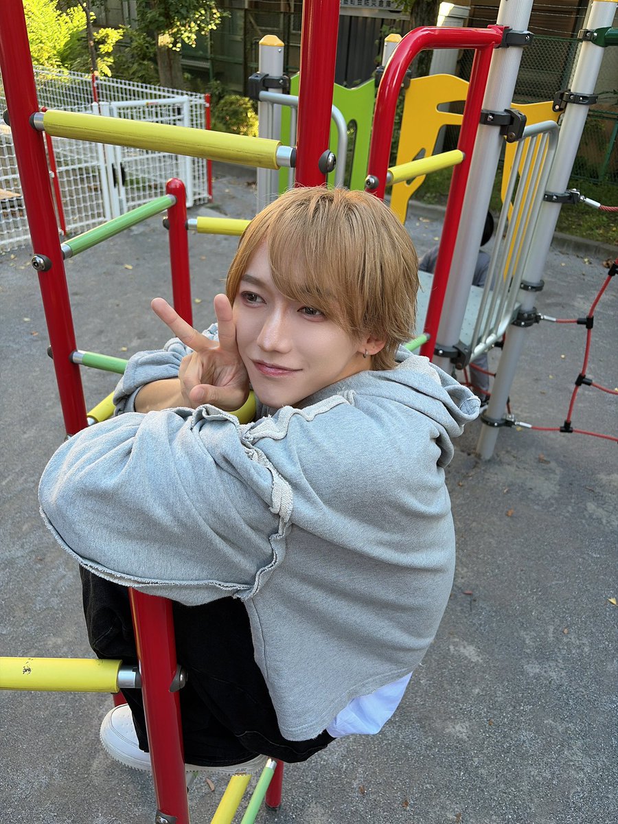 Nizi_Pale_Akito's tweet photo. ここのテッペン取ったぞー！👑 https://t.co/Fm6jfAmjuV