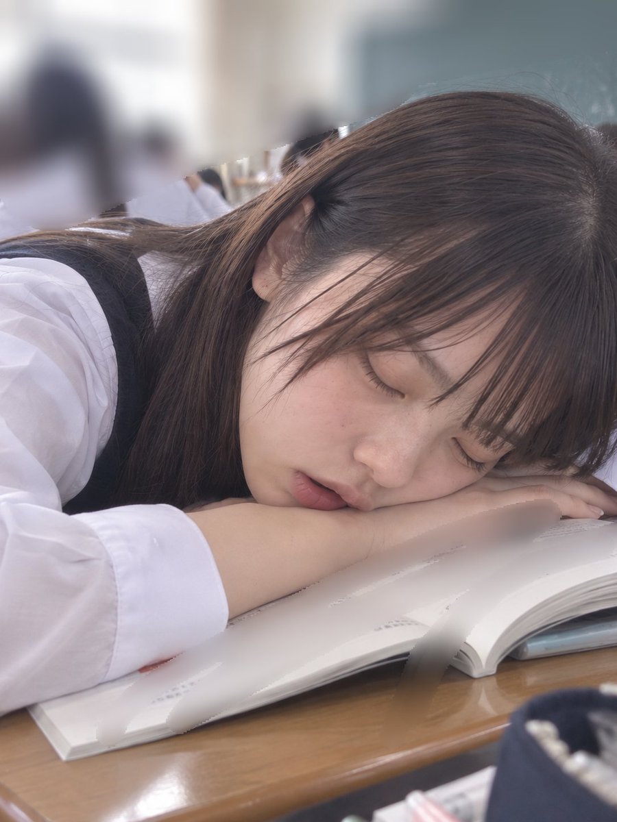 noanoa20080's tweet photo. その辺の女子高生で普段マジでこんな感じなんですけど、仲良くしてくれる年上さんいますか🥹 https://t.co/1ws9kdtduP