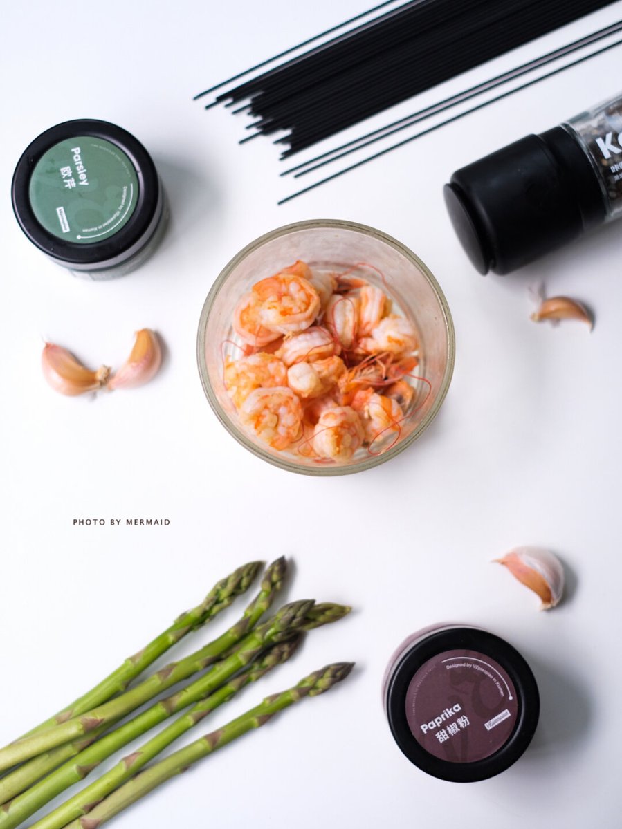 TaiProbstttq's tweet photo. Just whipped up a garlic butter shrimp pasta in 15 mins! Creamy, fragrant and so satisfying for a weeknight dinner. https://t.co/xln2Q6NGPo