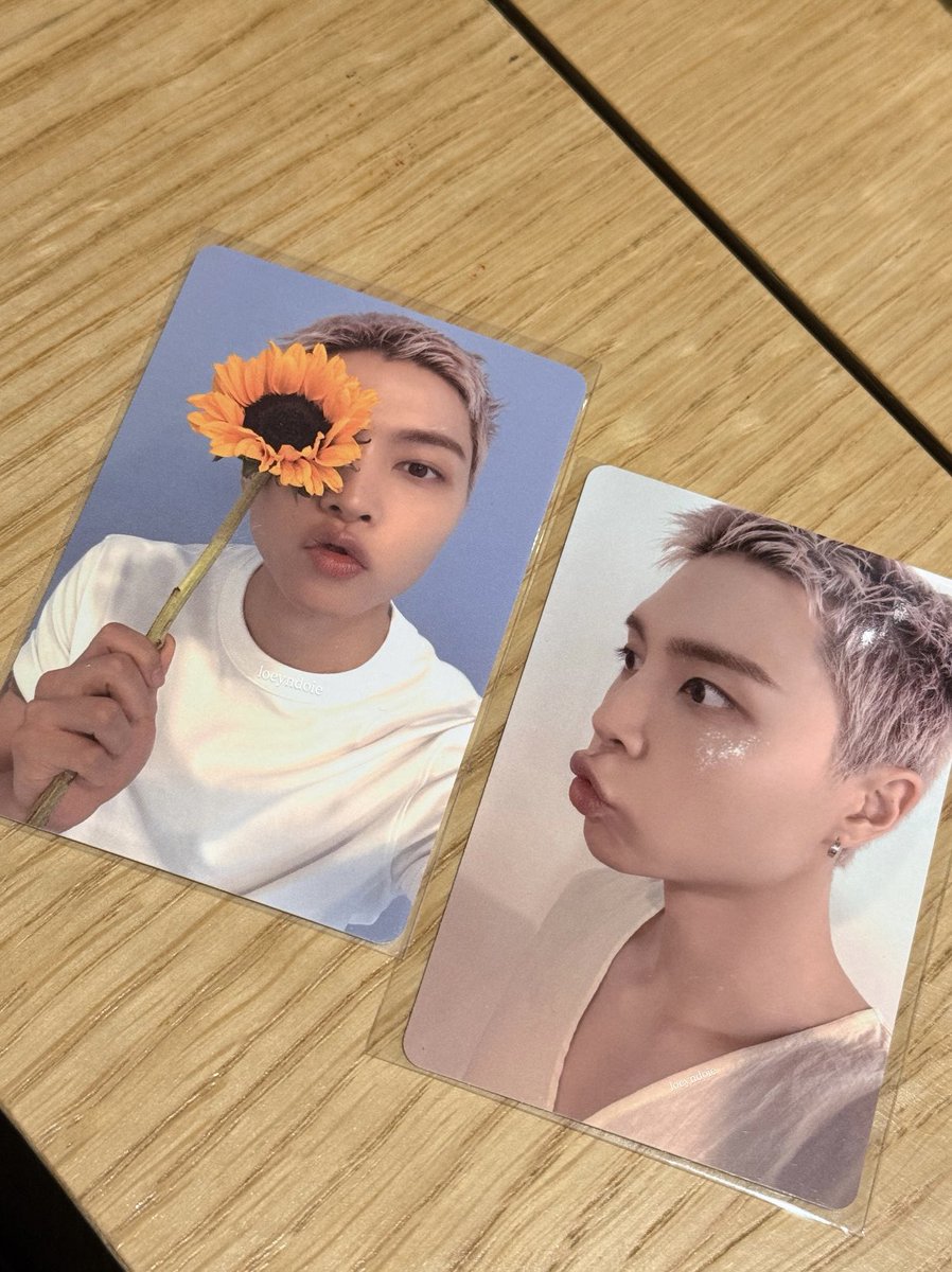 loeyndoie's tweet photo. kept begging for a noot noot johnny pc and somehow got both from the exhibit today 🥰🥰🥰 https://t.co/JHsDRMhPfC