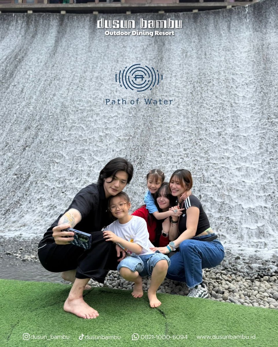 dusun_bambu's tweet photo. Satu tempat, sejuta alasan buat liburan! 🌲✨

Slide postingan ini buat nemuin spot favorit kamu! ➡️

Yuk, ajak keluarga dan teman-teman kamu buat quality time akhir minggu ini!

#DusunBambu #MoreThanStay #WisataBandung https://t.co/Q3P0tLdTPJ
