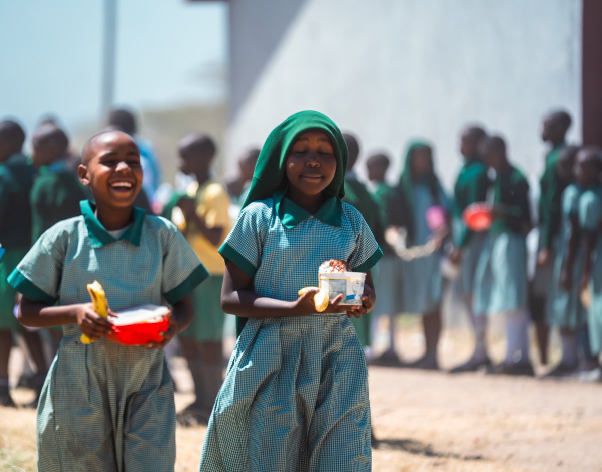 CupofUjiKenya's tweet photo. Peace does not start with treaties; sometimes, it starts in a cup or a plate. This #InternationalDayOfPeace, as the world reflects on: “Invest in Peace – For Everyone, Everywhere, Every Day," at Cup Of Uji, we are doing the groundwork where it matters most: in the classroom. https://t.co/RluYeiIW3w