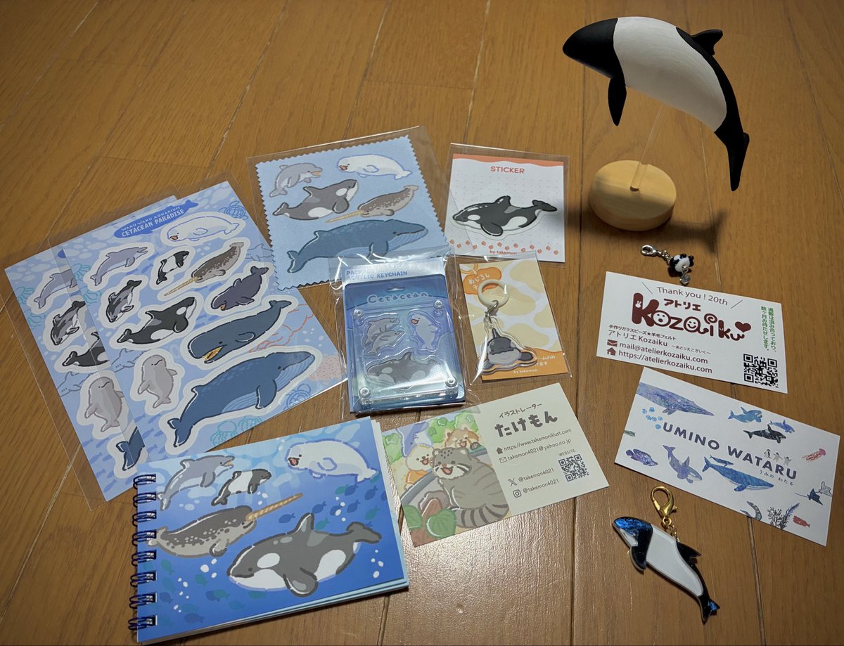BelugaOrca8585's tweet photo. #てづバ 大戦利品🏆✨
1番のお目当てたけもんさんの可愛すぎる作品ゲット🥰
海野さんのは追加で購入🫶
今回思いがけない出会いしたのは、しろねこ水族館さんの作品やなぁ〜木のイロワケが猛烈に良すぎて、いつかシャチとベルーガも手に入れるぞ！
アトリエkozaikuさんのちっちゃすぎる可愛いシャチ😍 https://t.co/urX0n6g49g