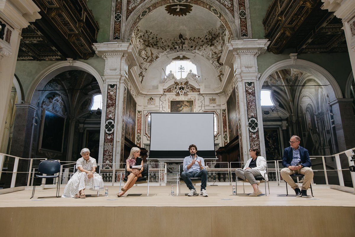 intoscana's tweet photo. 1/4 - La vita nell’ex-manicomio di Maggiano: presentato il documentario su Mario Tobino “Quelle matte piene di amore”. Promosso dal @CRToscana e prodotto da @FSToscana, è stato presentato a Lucca in una serata-evento con Lino Guanciale  https://t.co/QDVi7Lp1Vp https://t.co/aNUNsuD4Cw