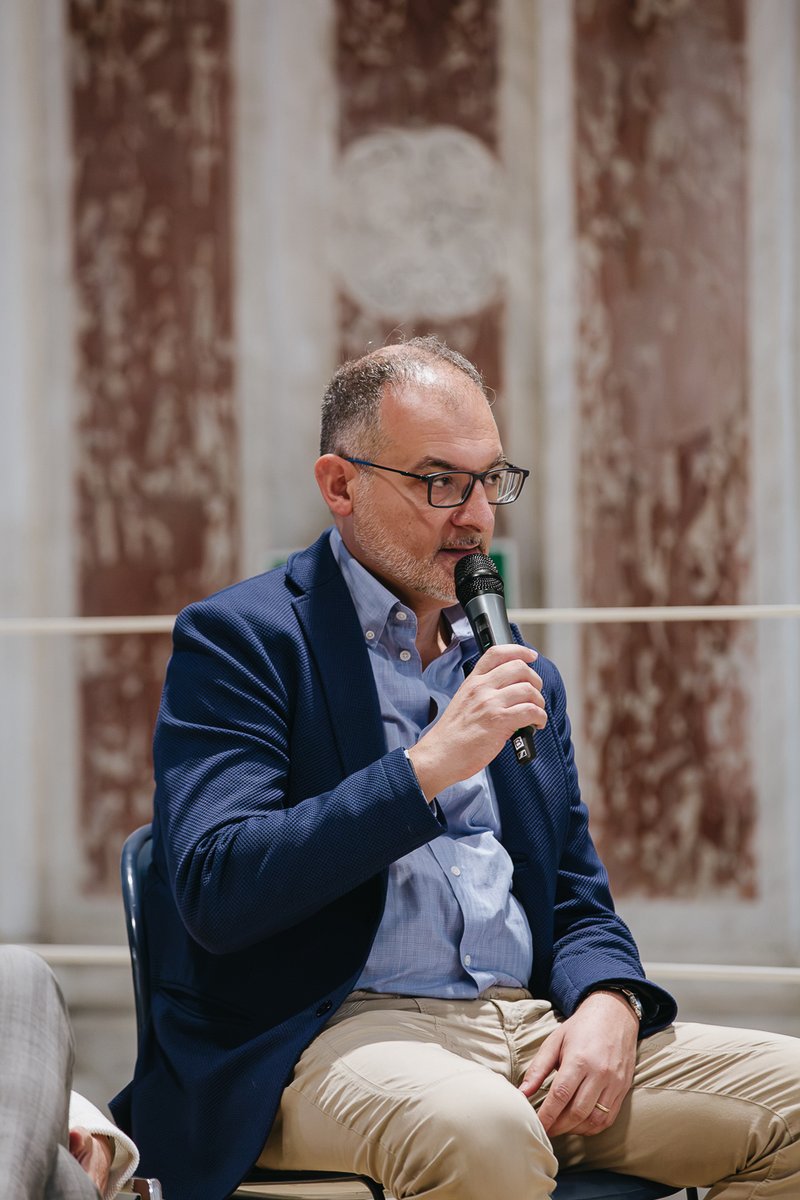 intoscana's tweet photo. 1/4 - La vita nell’ex-manicomio di Maggiano: presentato il documentario su Mario Tobino “Quelle matte piene di amore”. Promosso dal @CRToscana e prodotto da @FSToscana, è stato presentato a Lucca in una serata-evento con Lino Guanciale  https://t.co/QDVi7Lp1Vp https://t.co/aNUNsuD4Cw