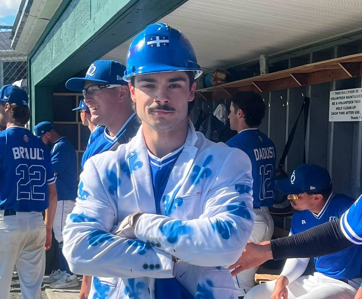 pulsetownships's tweet photo. Victoriaville eliminated Coaticook 12-7 to reach the LBMQ final after scoring seven runs in the seventh inning.

Acton Vale beat Montreal 3-0 and now leads its series 3-2.

Full story: https://t.co/CL9TRXuNvi