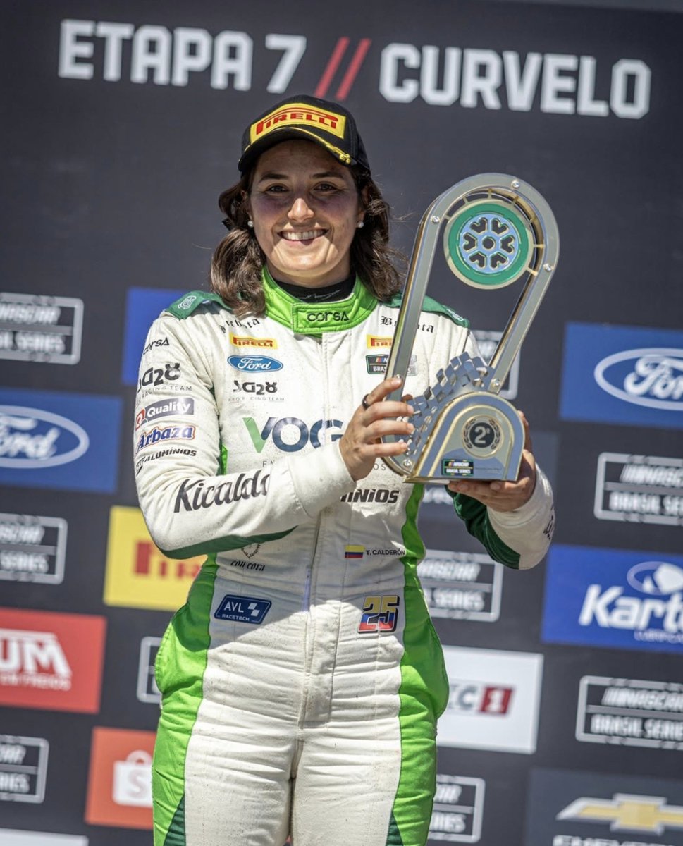 chlix3s's tweet photo. THE GIRLS JUST KEEP ON WINNING!!! TATIANA CALDERON THE FIRST WOMAN TO WIN A GENERAL RACE IN NASCAR BRASIL ✨️✨️ https://t.co/3Y12Hre4n5