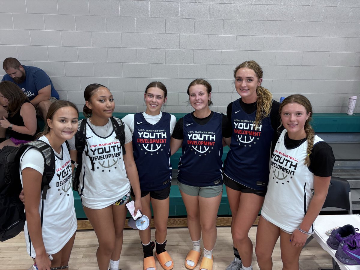 Lady_BruinHoops's tweet photo. Another successful Sunday in our USA Open Court 3x3 League. 
I’m so thankful that our girls are getting this opportunity!

Go Lady Bruins! https://t.co/1Xs2bhx3Yg