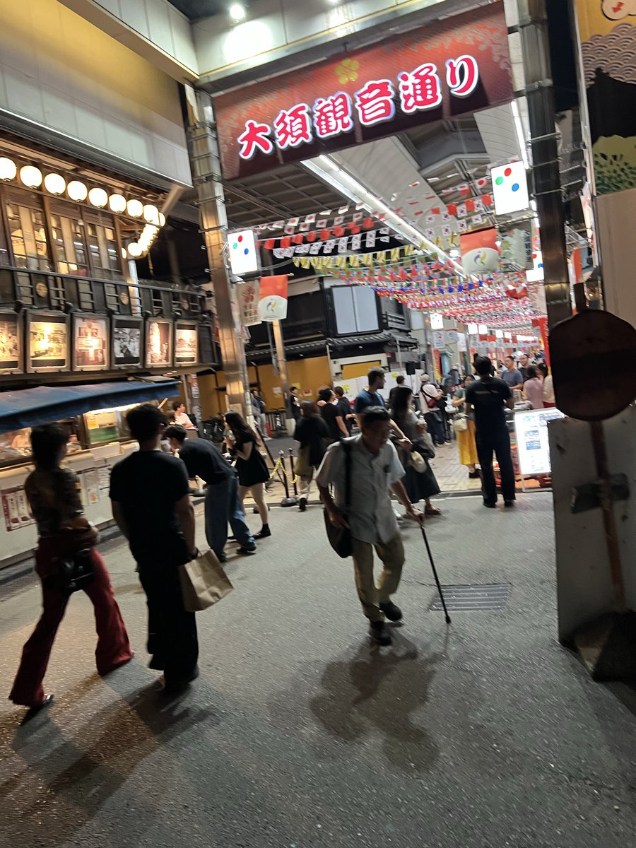 ijime0825's tweet photo. 軽く観光して帰りますた https://t.co/x0cUv6zK2Y