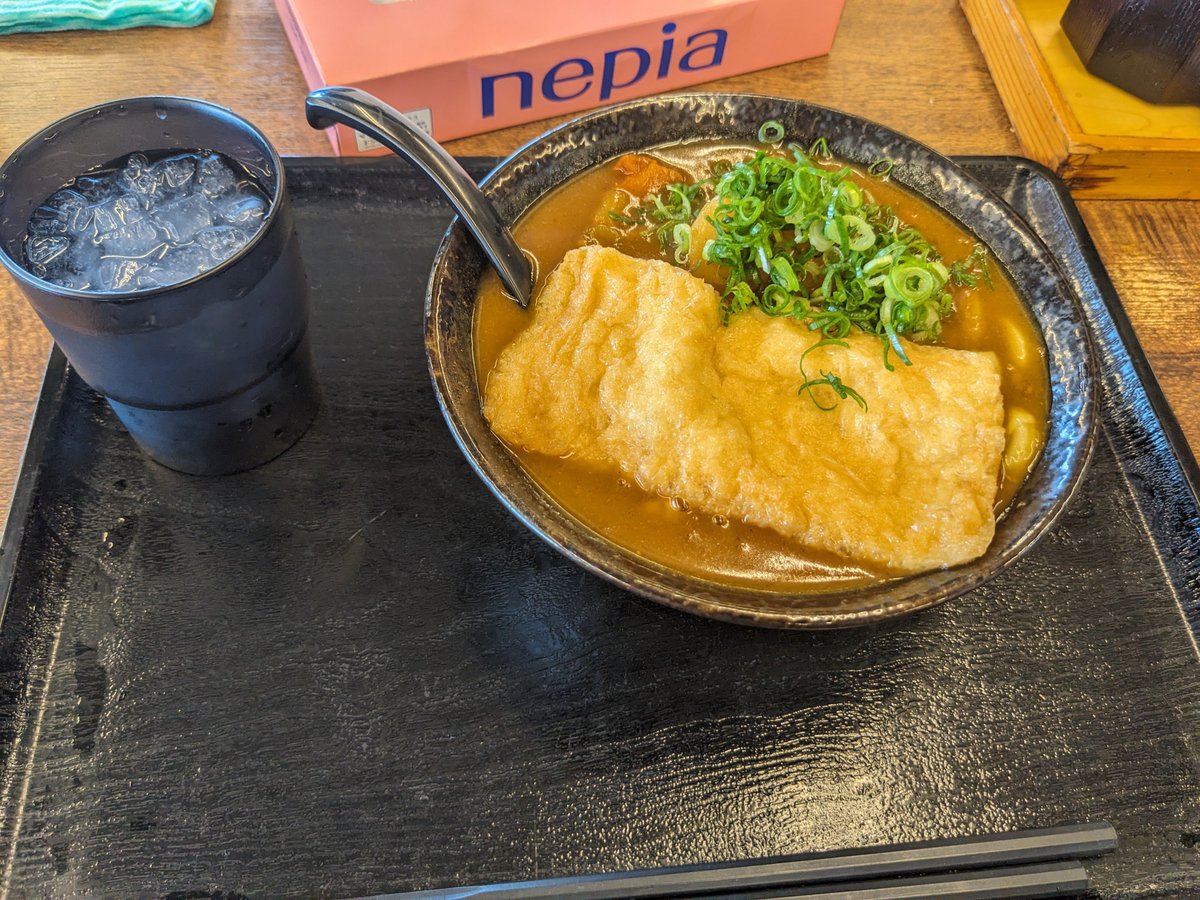 kanchan_smithR's tweet photo. 香川日帰り観光した🤤
高速道路にサンデーが溢れてめちゃくちゃストレス溜まってやばし🫠
あと偽白バイが下道で120km/hくらい出しててクソ https://t.co/YNJYnYc1Gc