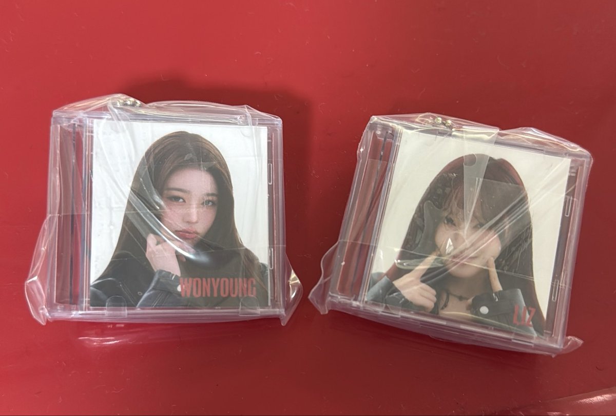 jmrn951013's tweet photo. IVE ミニCDコレクション ガチャガチャ ガチャ  交換

譲　ウォニョン　リズ

求　ガウル

郵送にて交換可能です。
よろしくお願いします🙇‍♀️ https://t.co/hdBmOgebFI