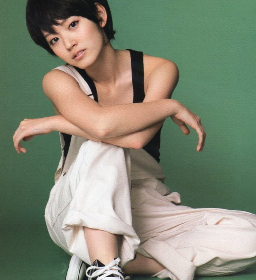airimania_info's tweet photo. 今のショート鈴木愛理でメロってる人へ
過去を掘らないほうがいいです
本当に帰ってこれなくなるので🤗 https://t.co/2a3tHe12Kb
