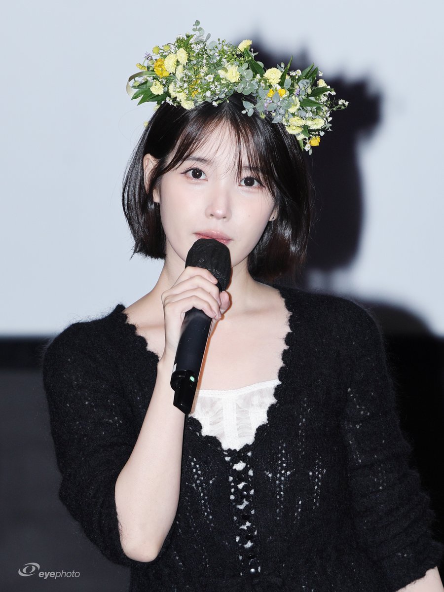eyephotokr's tweet photo. 2026-09-20 용산 CGV 골든아워 더위닝 무대인사
https://t.co/9RczGCY52Z
#IU #아이유 https://t.co/9e4suX0hCY