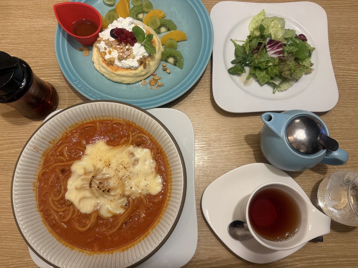 acordionmark's tweet photo. ボロネーゼスープパスタ🍝
冷やしパンケーキ🥞 https://t.co/SbKsOfUrOb