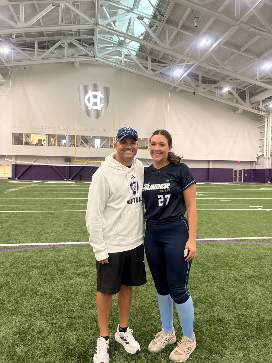 Jennieb2028's tweet photo. Thank you @HCrossSB for an amazing camp! I’m so grateful for the opportunity to learn from Coach @Coach_Ladino and @coachakcer and all of the players, and continue to get better. Thank you for all the time and knowledge you shared with me! 🥎💜 

@CoachDocHop @RITG_Hopkins https://t.co/3gvqEuxnJw