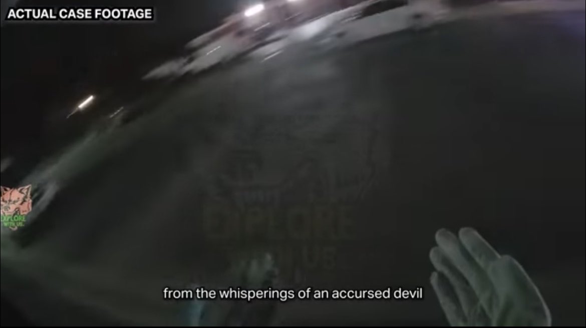 AnaKrivolapova's tweet photo. Bodycam footage of a Baltimore police officer praying after finding the decomposing bodies of two small children, 2021 https://t.co/cUcHWphCBl