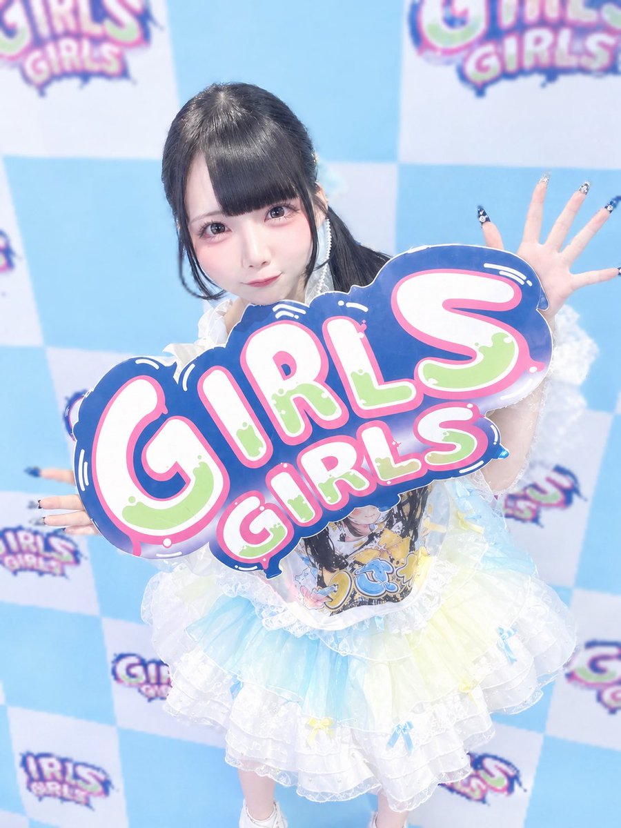 risa_0305__'s tweet photo. ソロでガルガルに出演したぞー🈯️🩵 https://t.co/7br7Ygfuuh