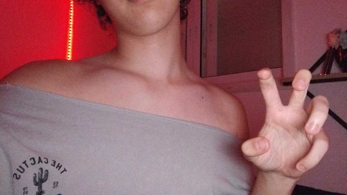 TONK_4's tweet photo. #femboy https://t.co/wqSS0FYk87