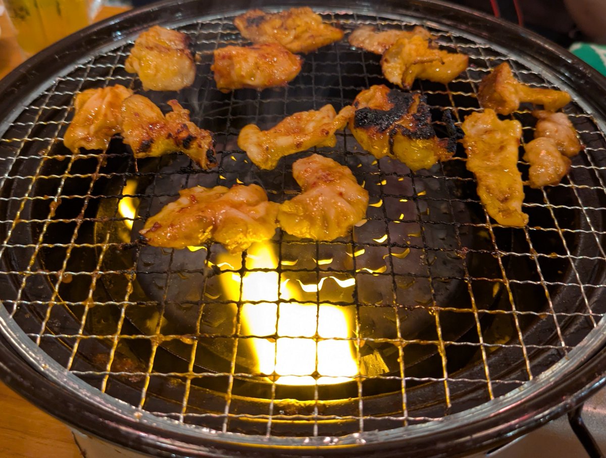 kakkasanp's tweet photo. ホルモン焼き美味しかった。 https://t.co/0f76UGhX6T
