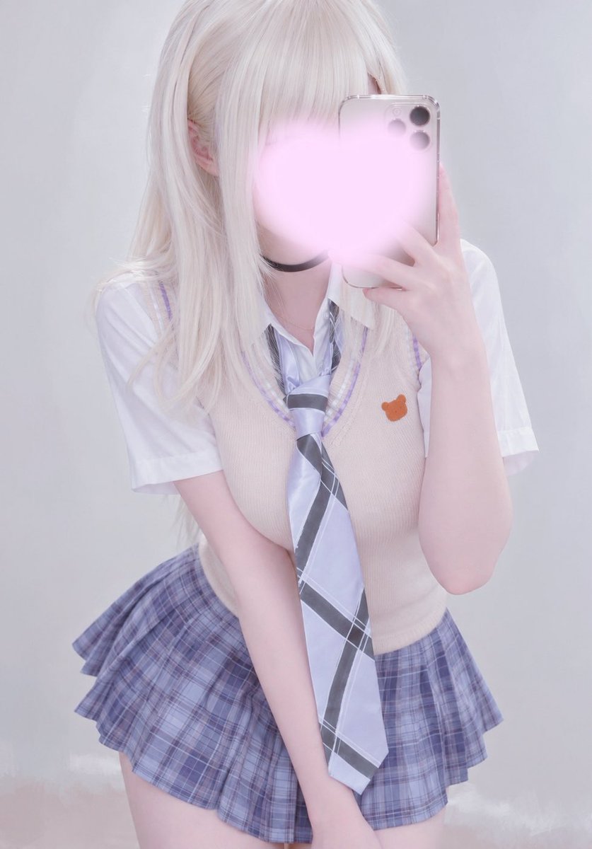 Alice_cos_game's tweet photo. コスプレ！

胡桃のあ / ぶいすぽっ！

🧸💜🏫 https://t.co/HYoW0Ms2mn