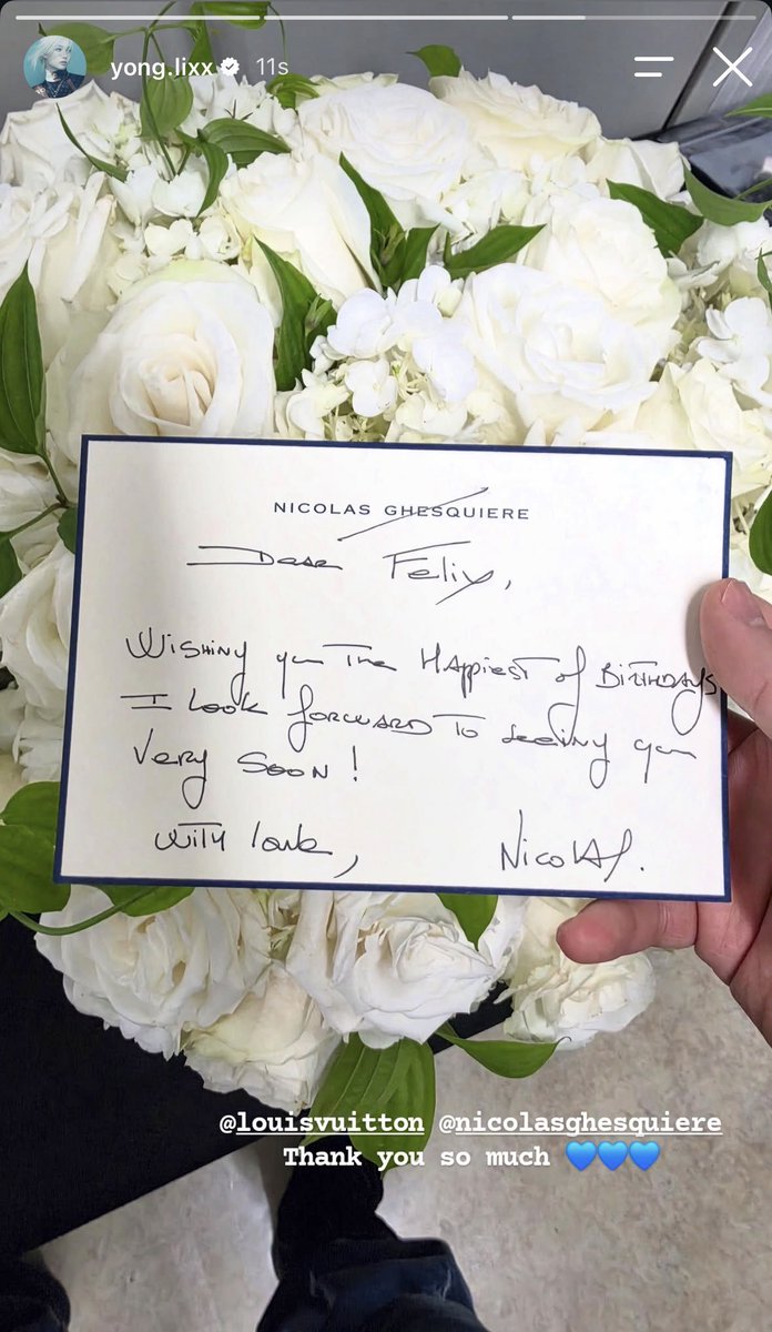 AboutFelixYT's tweet photo. Nicolas Ghesquière sent a warm birthday message to #FELIX:

“Dear Felix,
Wishing you the happiest of birthdays.
I look forward to seeing you very soon!
With love,
Nicolas”

The genuine care and closeness between them always shines through💛 https://t.co/GWTtj9YEo4
