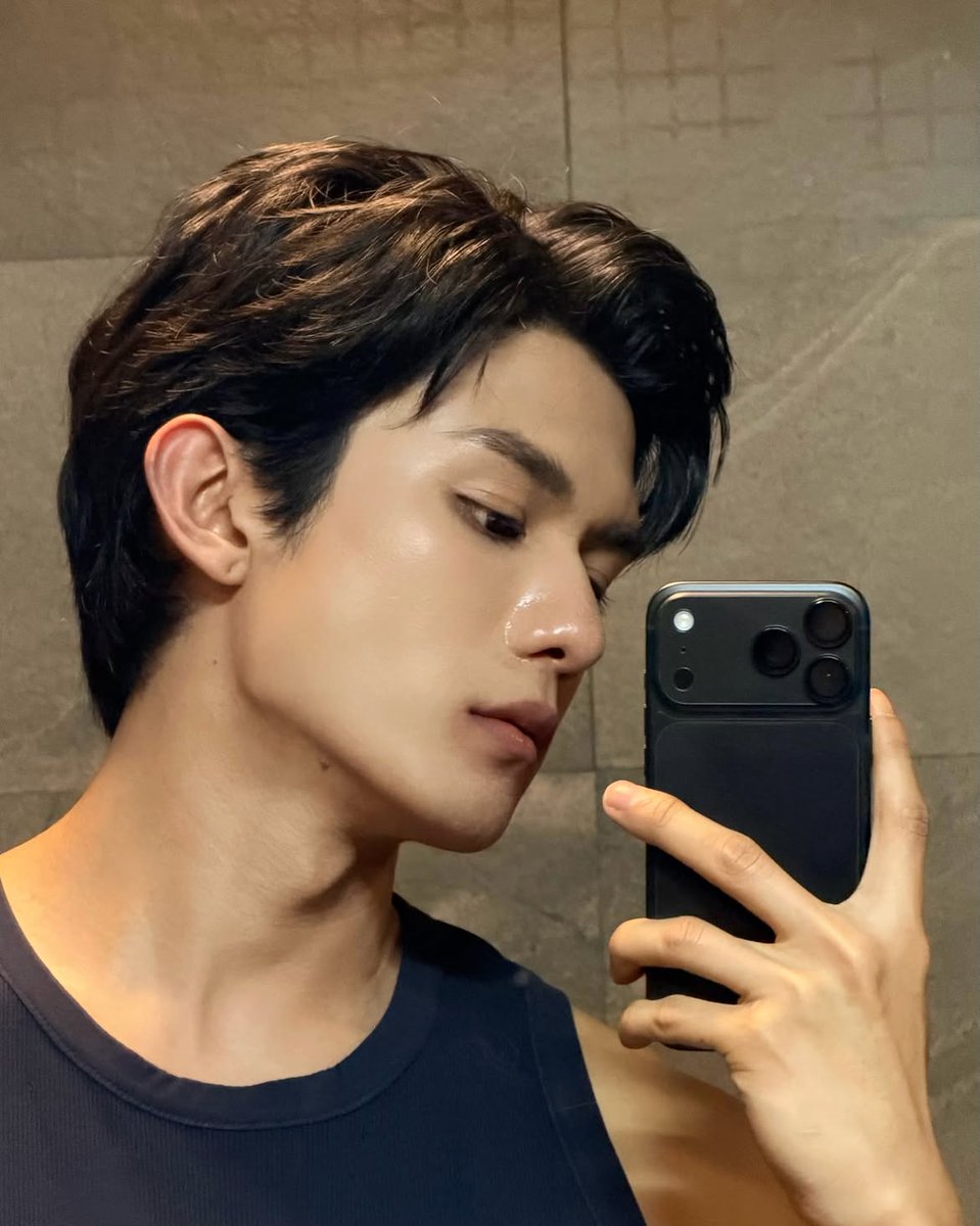 Netjjuniverseid's tweet photo. [🎬 Net Instagram Post || net_siraphop || 21.09.2026]

😺🖤

#net_siraphop @netsiraphop https://t.co/wAVjbCfFQR