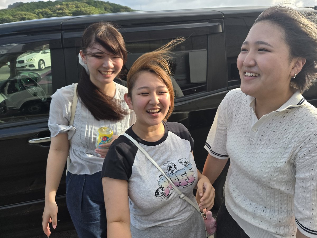 cOxWu3Ot0FYmiPL's tweet photo. 精華女子高校吹奏楽部

長門公演　お疲れさまでした
風、強くて前髪が破壊された
先輩たちも応援に https://t.co/nCZXjDPcDp