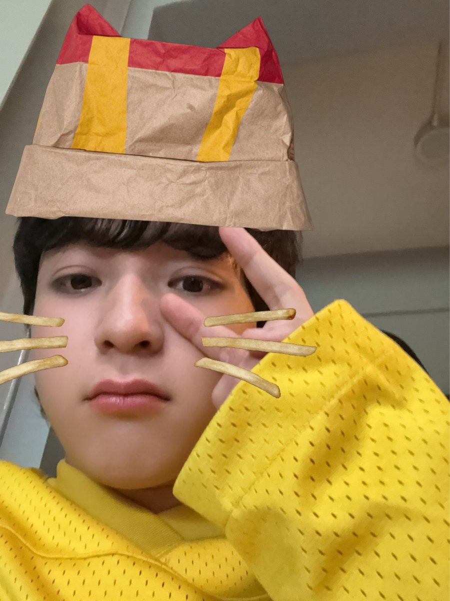 eunhaninim's tweet photo. 🐱 #บาสเด็กอ้วนที่แท้จริง https://t.co/e63EHBA0Id