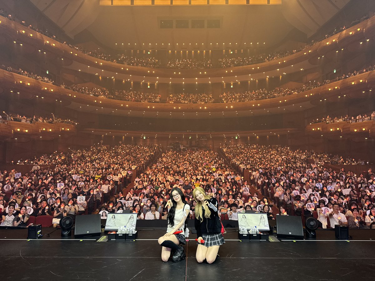 Red_VelvetJP's tweet photo. IRENE &amp; SEULGI JAPAN TOUR 2026 -blank- in #HYOGO 🦋🤍🐝

#RedVelvet_IRENE_SEULGI
#IRENE #SEULGI #RedVelvet
#RedVelvet_IRENE_SEULGI_blank
#RedVelvet_IRENE_SEULGI_JAPAN_TOUR https://t.co/en9MO8wUmj